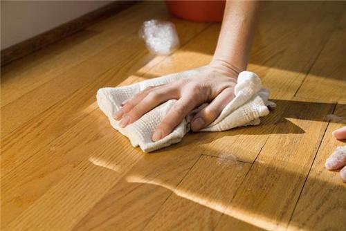 地板保养服务电话_地板保养套装_保养木地板