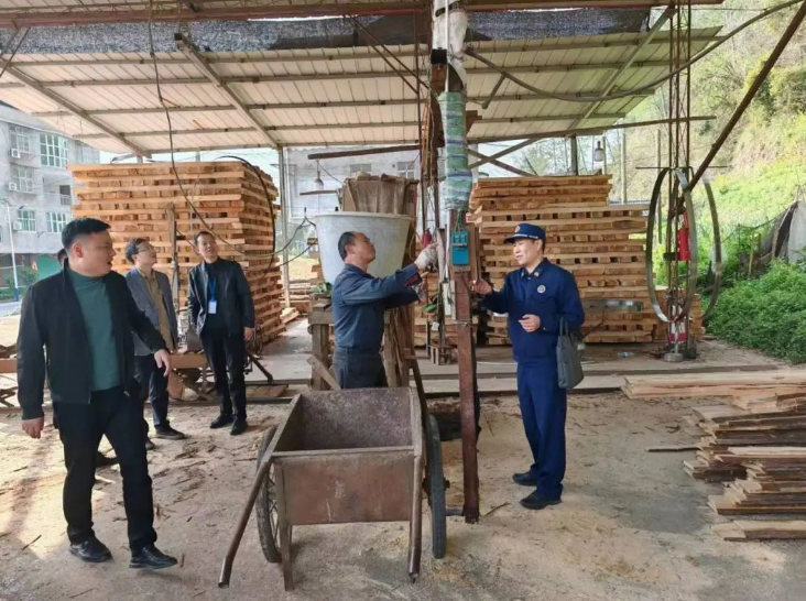 四川巴中巴州区开展木材加工业安全生产专项检查
