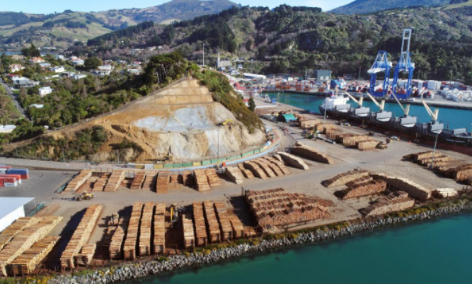 跌落“神坛”后，澳大利亚木材商：与中国的原木贸易“回不去了”！